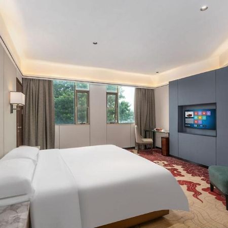 Mizparton Hotel South Qianjin Road Heshan  Екстериор снимка